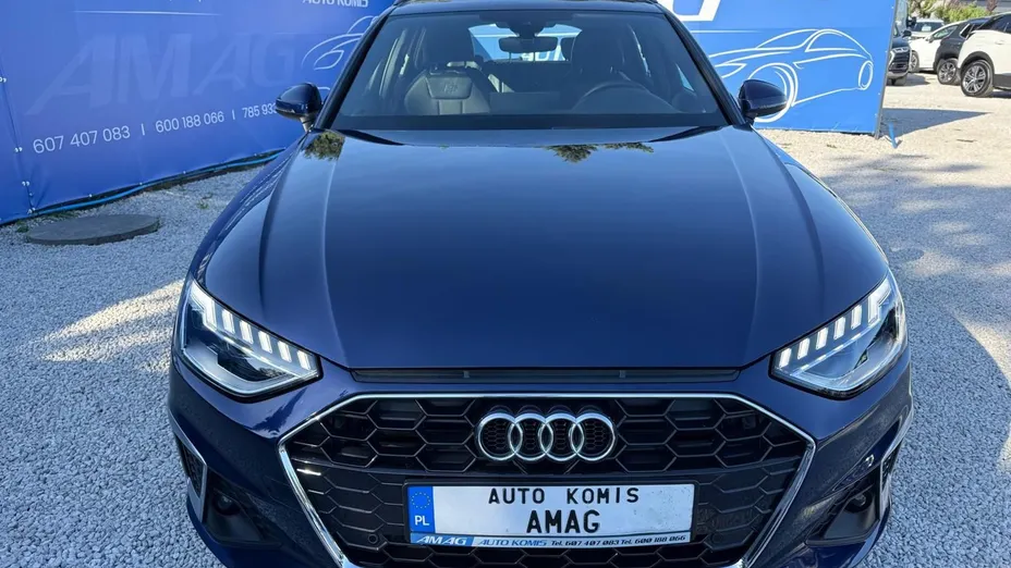 AUDI A4 -