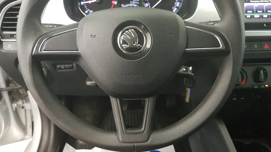 SKODA Fabia Fabia 1.0 TSI Ambition