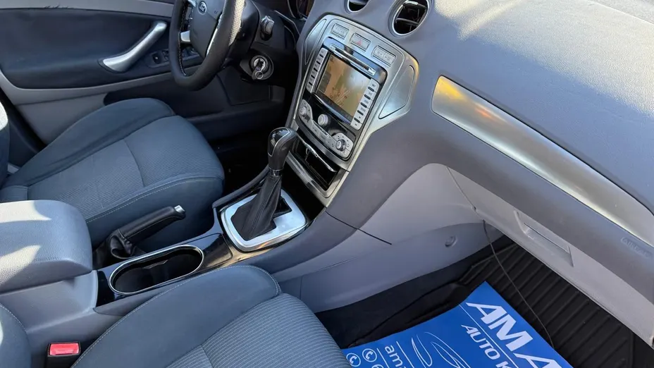 FORD Mondeo -