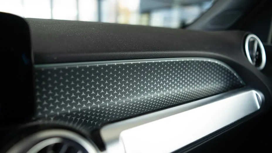 MERCEDES-BENZ GLB GLB 200 mHEV Progressive 7G-DCT