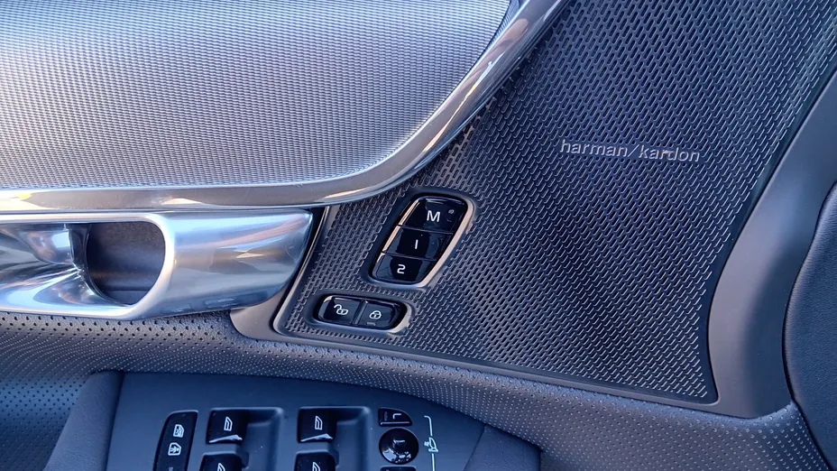 VOLVO S90 S90 T8 AWD Plug-In Hybrid Ultimate Dark aut Nowy