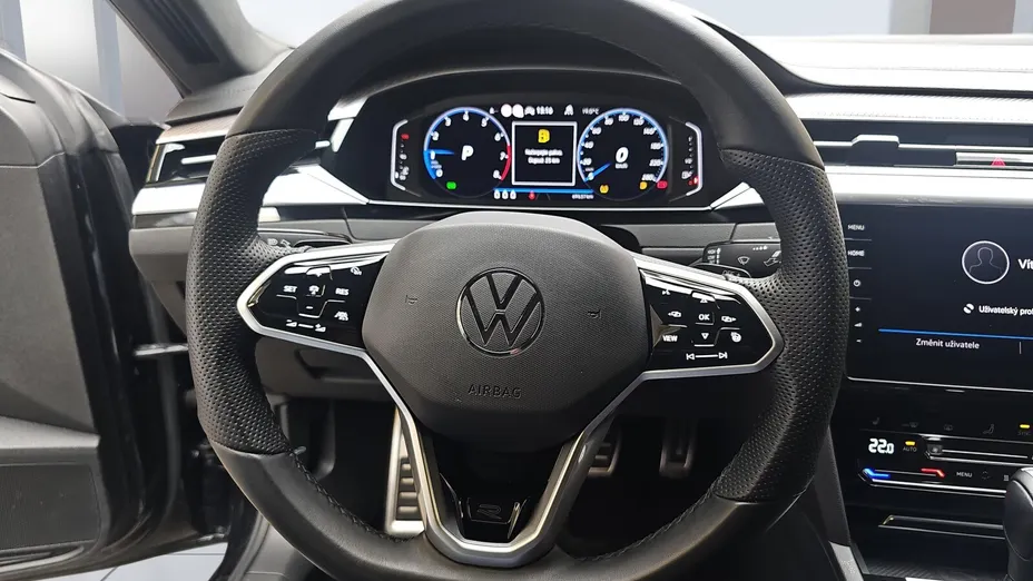 VOLKSWAGEN Arteon Arteon 2.0 TSI R-Line DSG