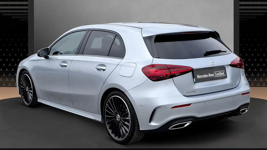 MERCEDES-BENZ A Klasa A 220 4-Matic AMG Line 8G-DCT