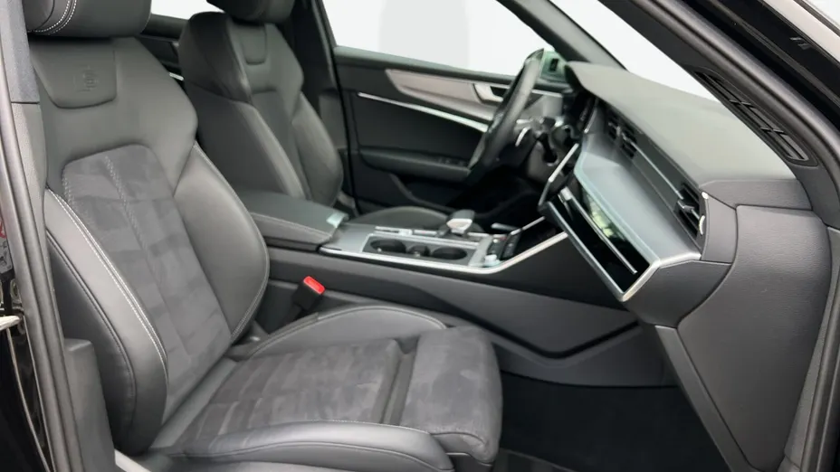 AUDI S6 Avant -
