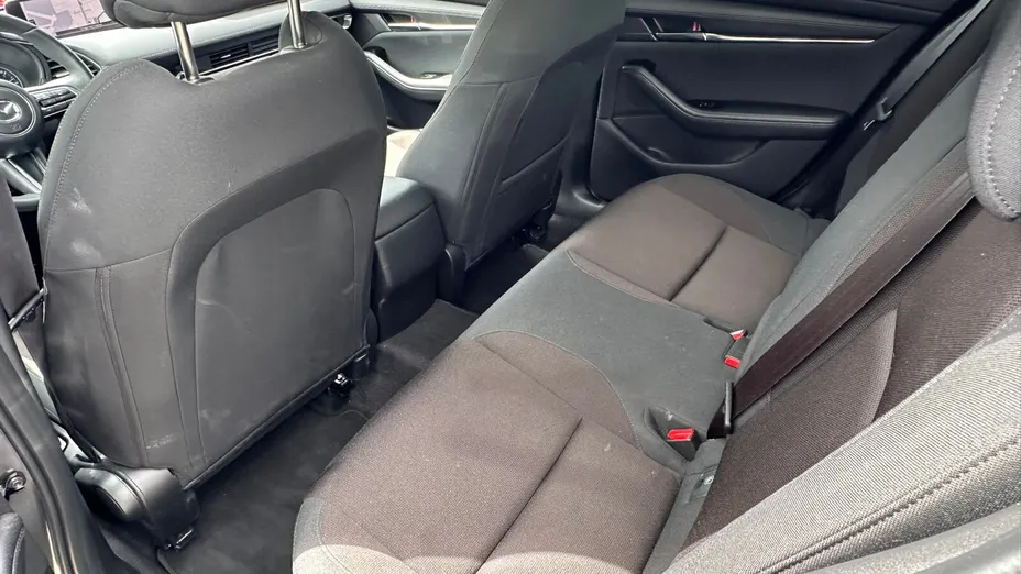 MAZDA 3 3 2.0 mHEV Centre-Line aut