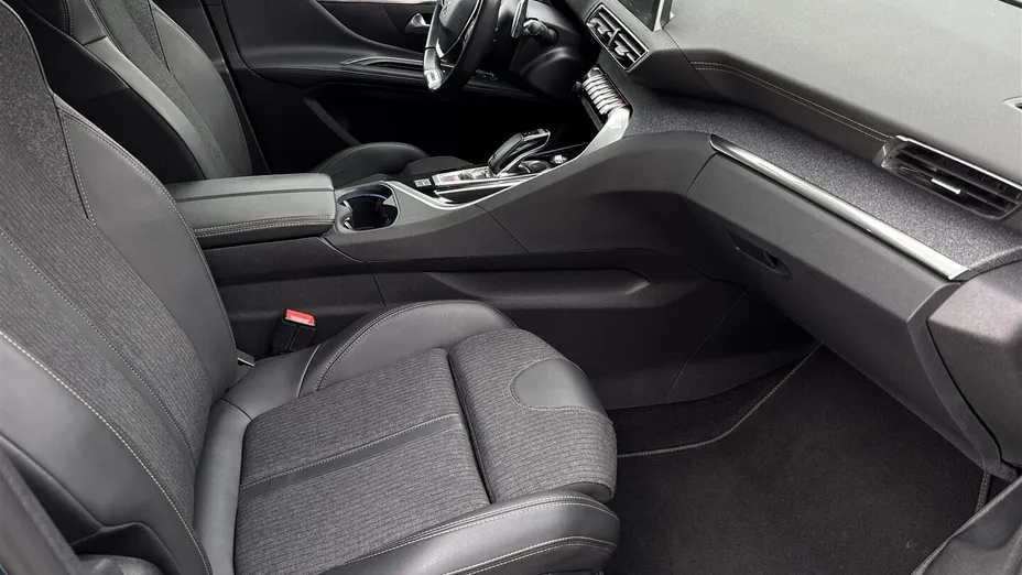 PEUGEOT 5008 5008 1.6 PureTech GT S&S EAT8