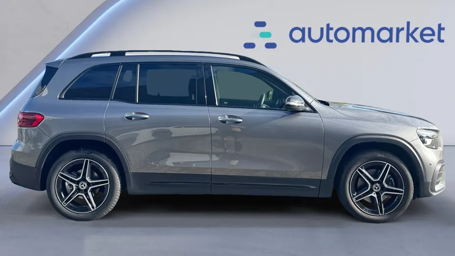 MERCEDES-BENZ GLB GLB 200 mHEV AMG Line 7G-DCT