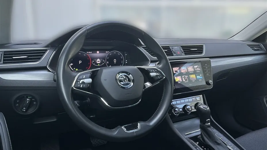 SKODA Superb Superb 2.0 TDI SCR Style DSG