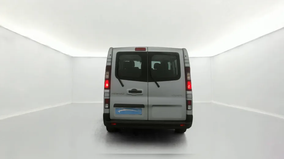 RENAULT Trafic -