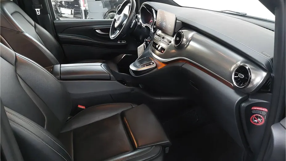 MERCEDES-BENZ V Klasa V 300 d 4-Matic Exclusive 9G-Tronic (długi)