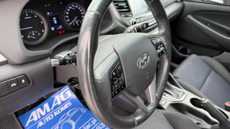 HYUNDAI Tucson -