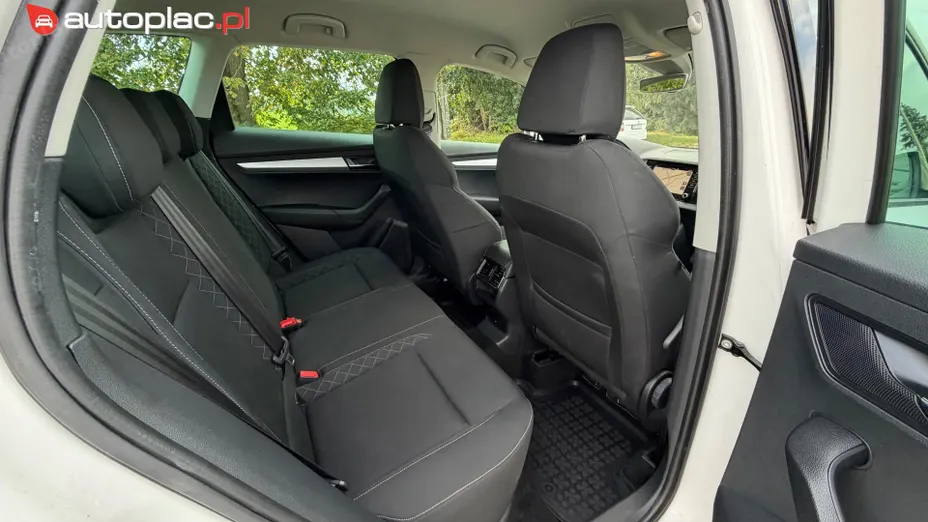 SKODA Karoq Karoq 2.0 TDI SCR 4x2 Ambition DSG