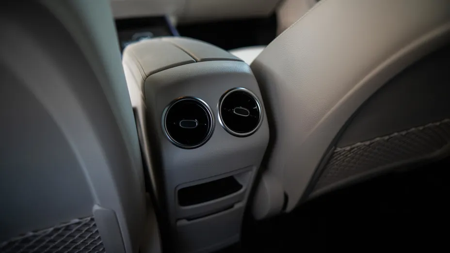 MERCEDES-BENZ GLB GLB 200 mHEV Progressive 7G-DCT