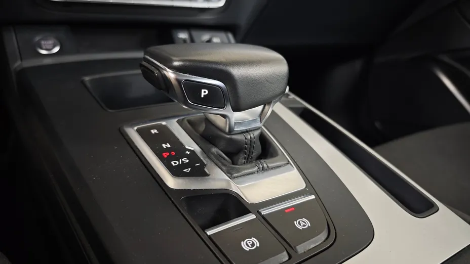 AUDI Q5 Q5 40 TFSI mHEV Quattro Advanced S tronic