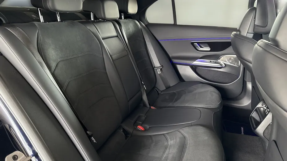 MERCEDES-BENZ E Klasa E 300 de PHEV 4-Matic AMG 9G-Tronic
