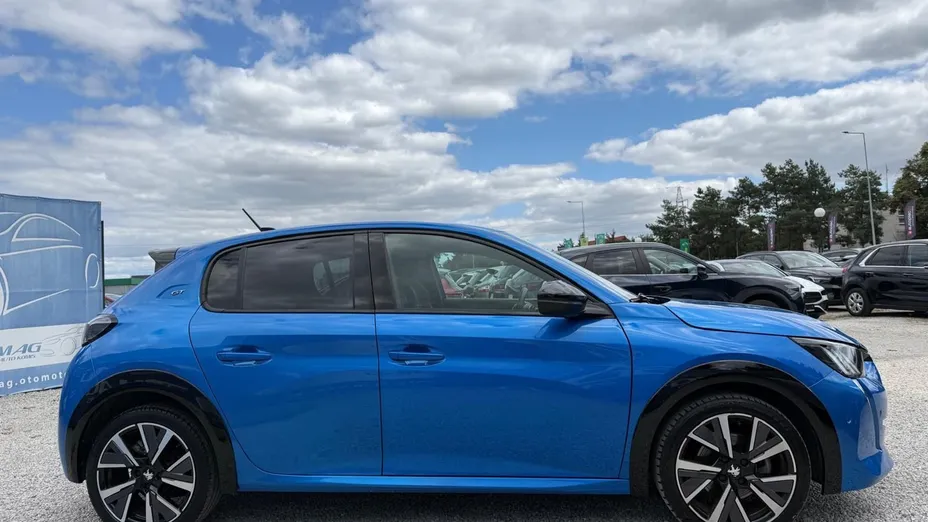 PEUGEOT 208 208 1.2 PureTech GT S&S EAT8