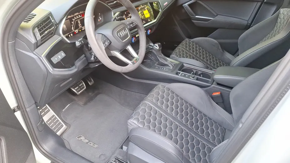 AUDI Q3 Sportback -