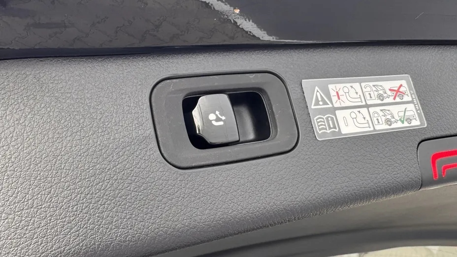 MERCEDES-BENZ C Klasa C 200 mHEV 4-Matic All-Terrain Avantgarde