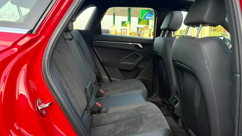 AUDI RS Q3 -