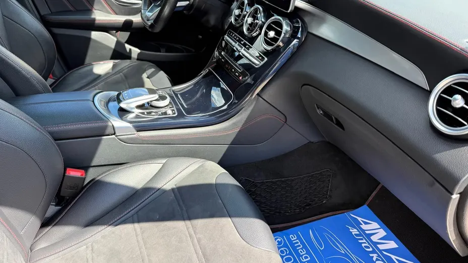 MERCEDES-BENZ GLC -