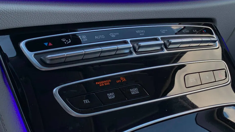 MERCEDES-BENZ E Klasa E 300 de 4-Matic Avantgarde