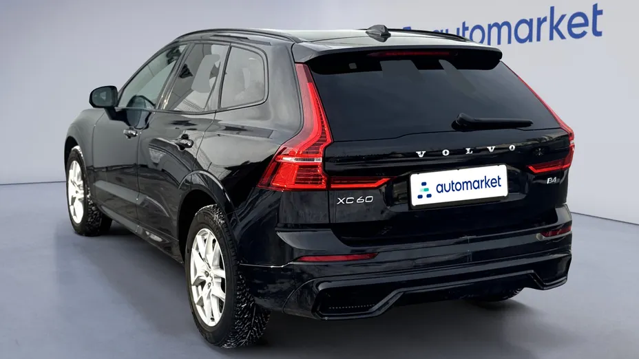 VOLVO XC60 XC60 B4 B Plus Dark aut