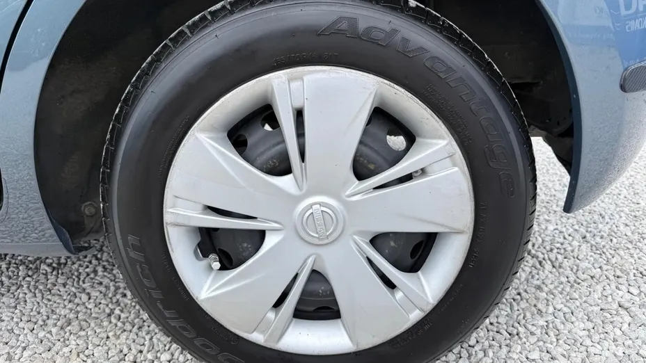 NISSAN Micra -
