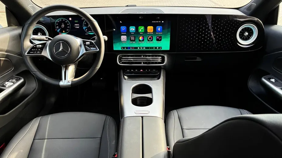 MERCEDES-BENZ CLA -