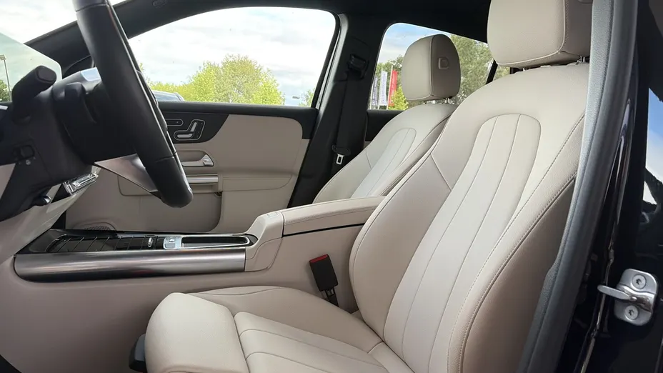 MERCEDES-BENZ GLA GLA 200 mHEV Progressive 7G-DCT