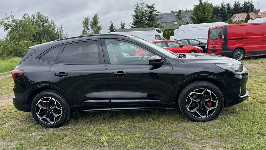 FORD Kuga -