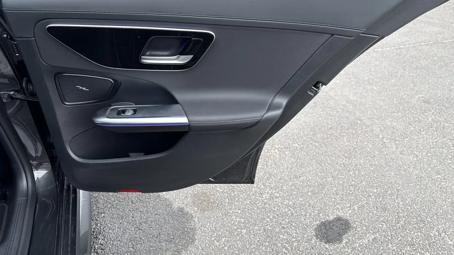 MERCEDES-BENZ C Klasa C 220 d mHEV 4-Matic AMG