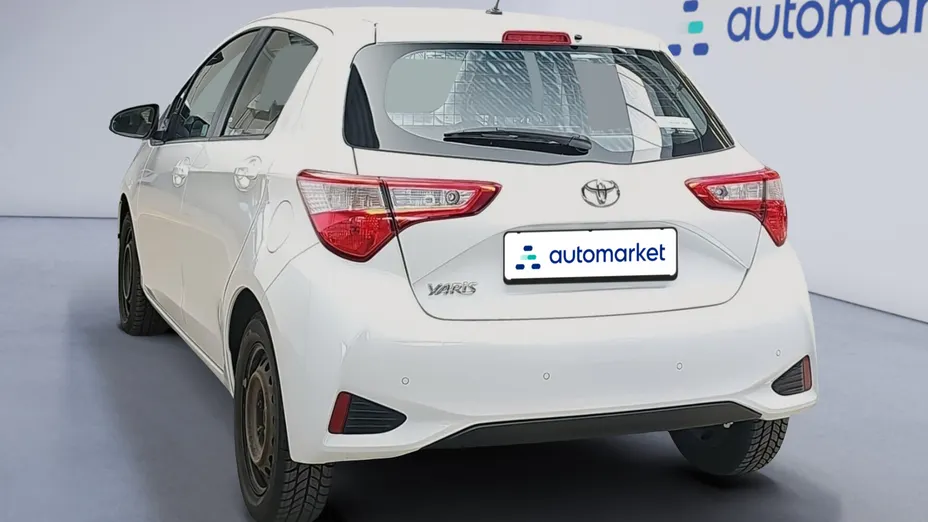 TOYOTA Yaris Yaris 1.5 Active