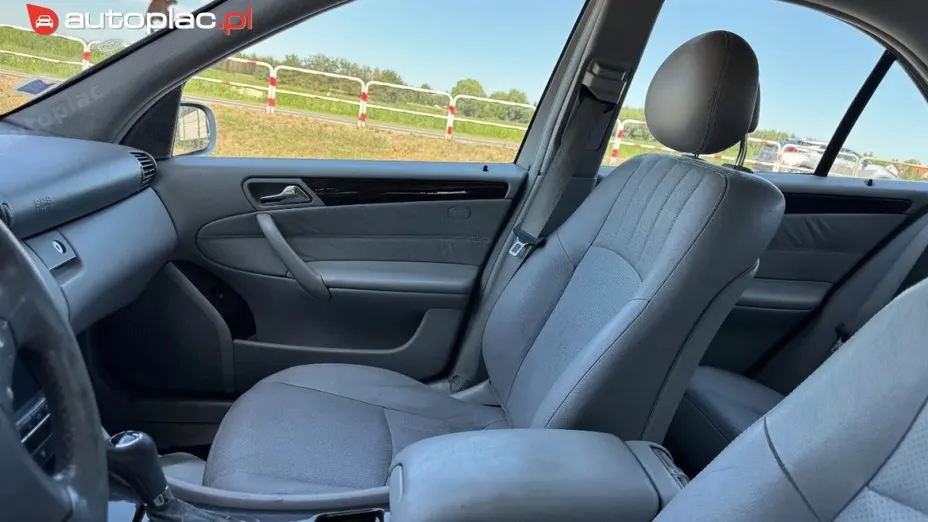 MERCEDES-BENZ C Klasa -