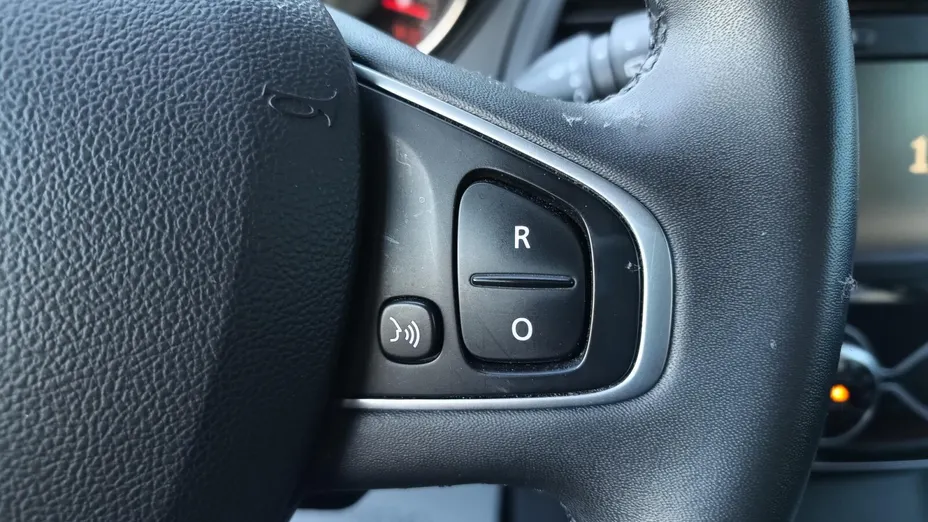 RENAULT Captur Captur 1.3 Energy TCe FAP Limited EDC