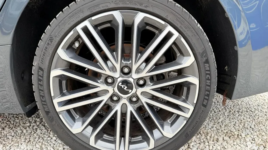 KIA ProCeed -