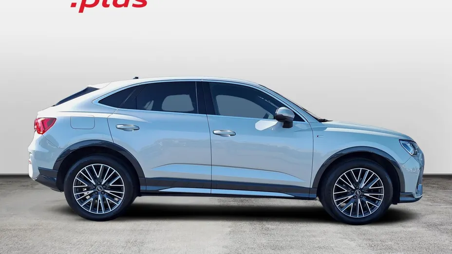 AUDI Q3 Sportback -