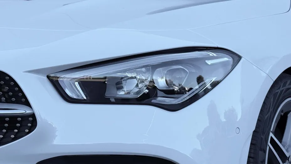 MERCEDES-BENZ CLA CLA 200 AMG Line 7G-DCT