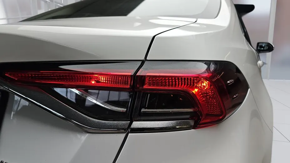 TOYOTA Corolla Corolla 1.8 Hybrid Comfort