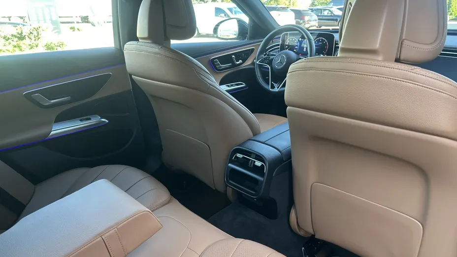 MERCEDES-BENZ E Klasa E 220 d mHEV 4-Matic Exclusive 9G-Tronic