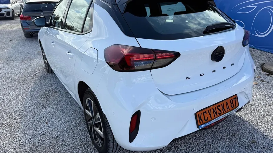 OPEL Corsa -