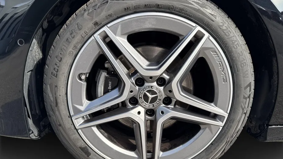 MERCEDES-BENZ A Klasa A 200 AMG Line 7G-DCT