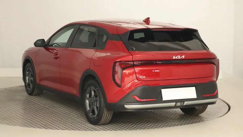 Kia K4 -