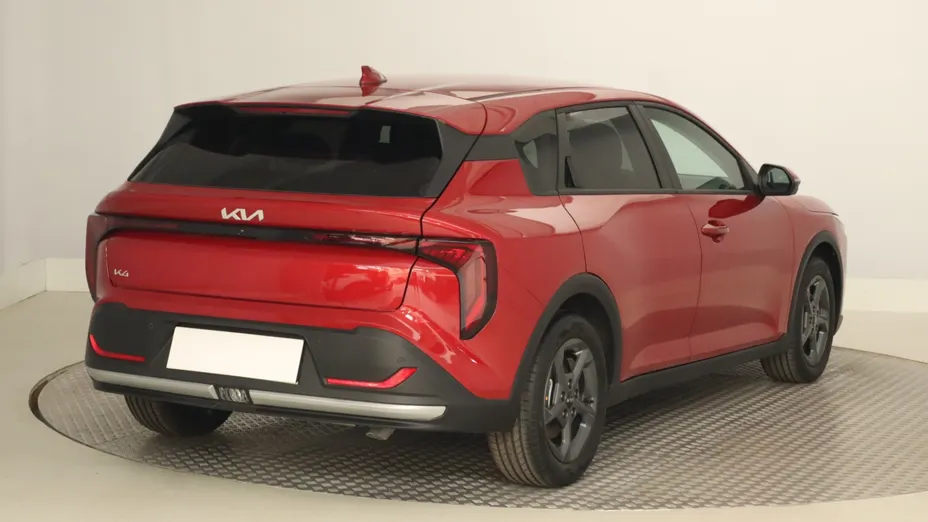 Kia K4 -