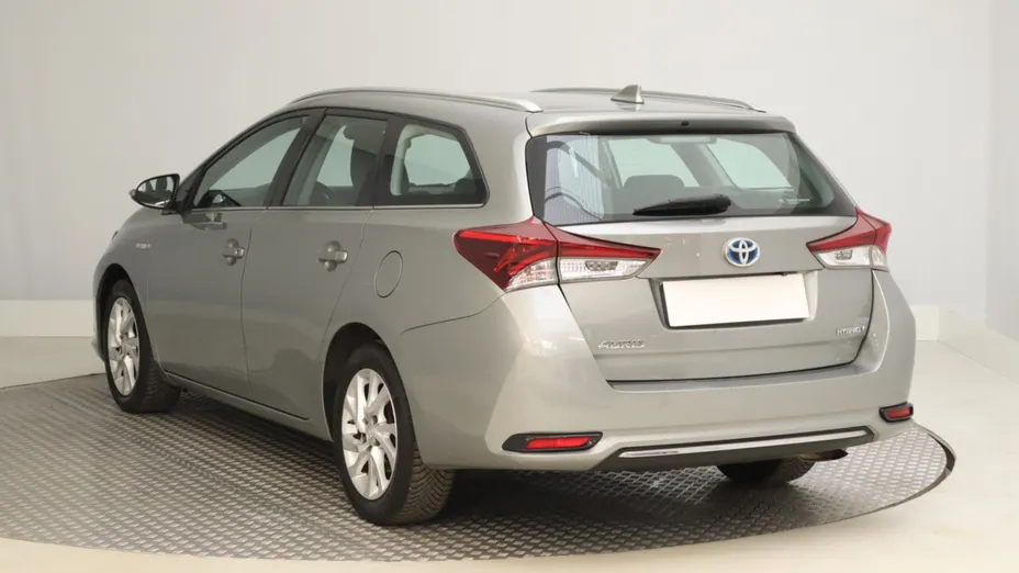 Toyota Auris -