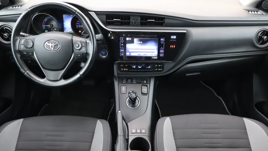 Toyota Auris -