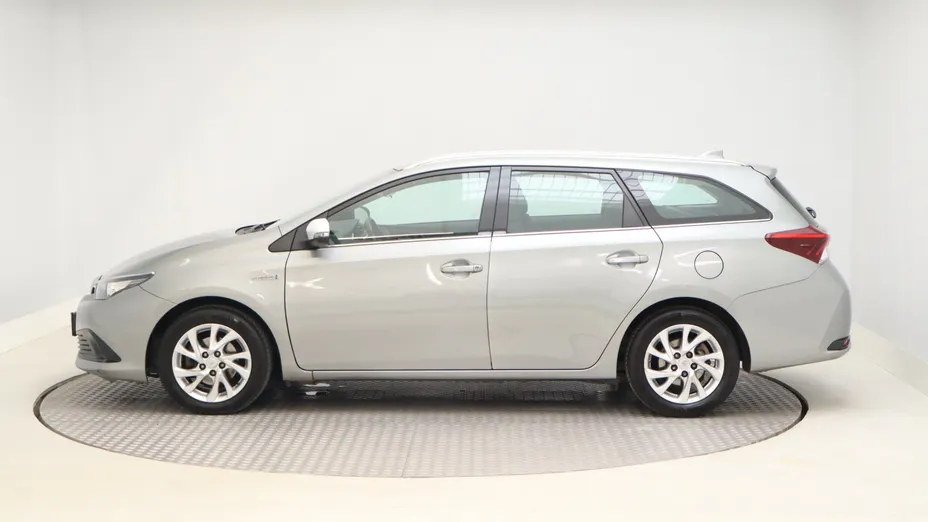 Toyota Auris -