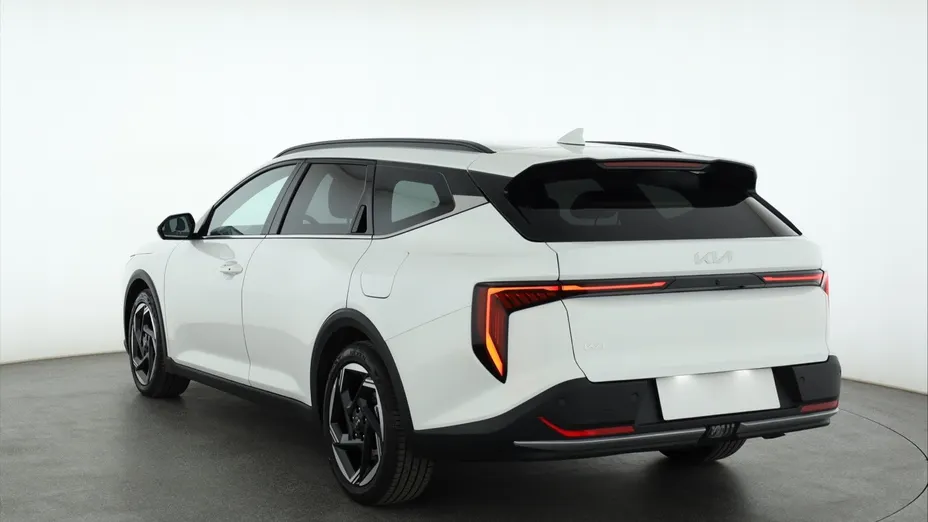 Kia K4 -