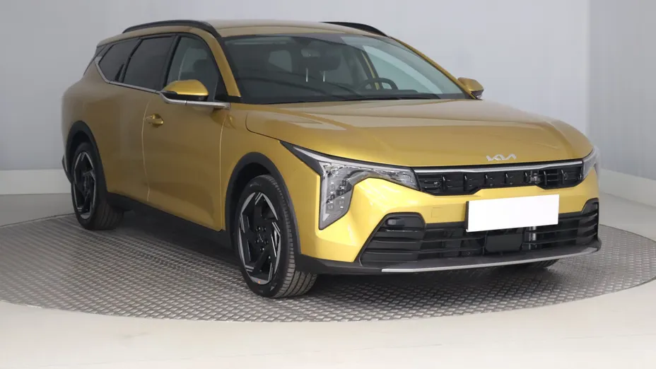 Kia K4 -