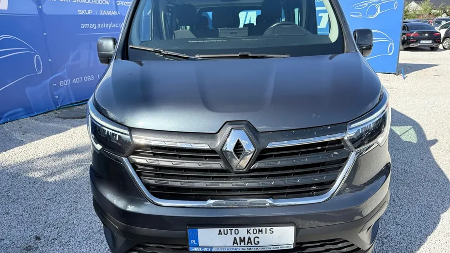 RENAULT Trafic -
