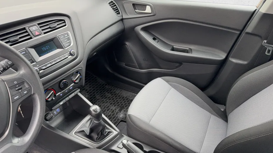 HYUNDAI i20 i20 1.2 Classic Plus